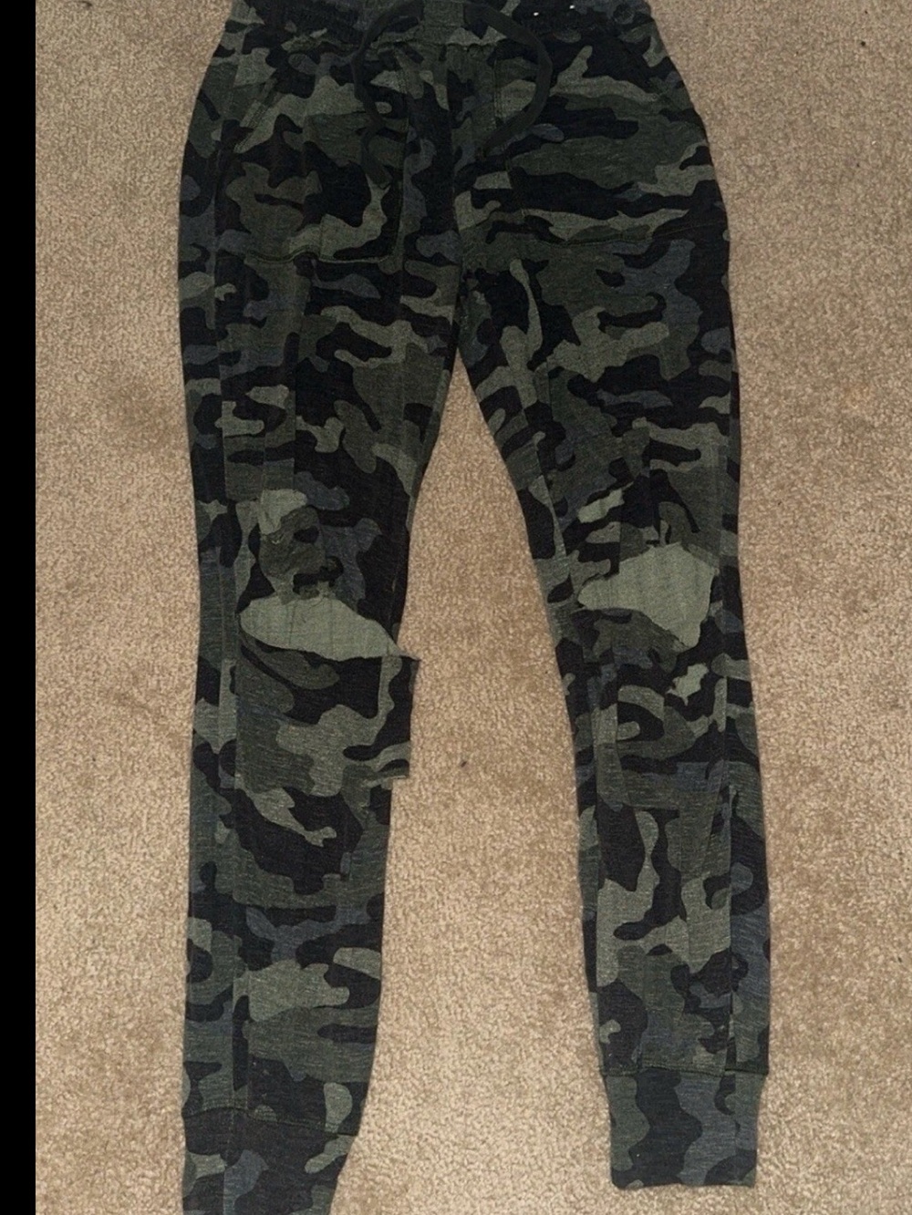 Express One Eleven Jogger Women’s Green Distressed Camouflage Drawstring Size XS
